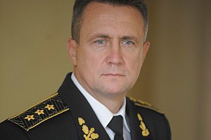 Біля кордонів з Україною дислоковані три потужні групи військ, - адмірал