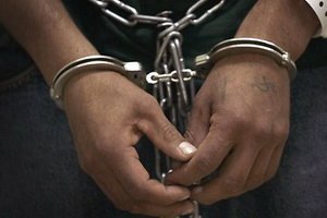 Полиция задержала в Днепропетровске 12 криминальных авторитетов