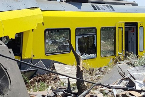 В Італії начальник станції зізнався в помилці, через яку сталося зіткнення поїздів