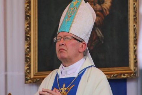 Католицький єпископ з Кам’янця-Подільського помер від коронавірусу