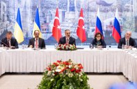 Bloomberg: США вірять у результативність мирних переговорів між Україною та РФ