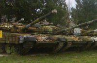 Українець намагався вивезти до Польщі 8 ящиків комплектуючих до танка