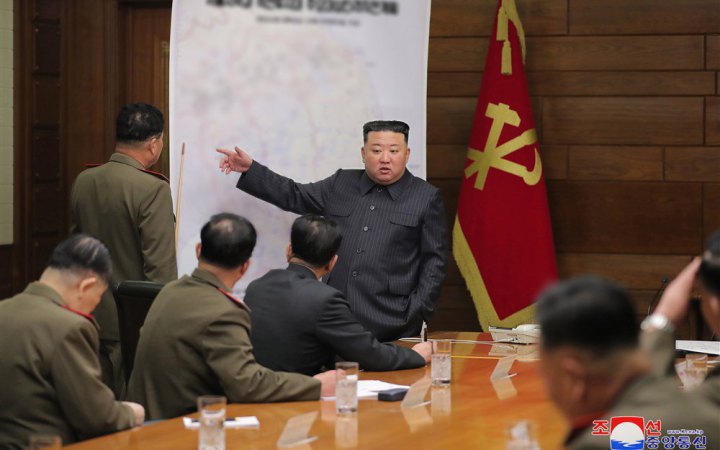 Північна Корея повністю призупиняє військову угоду зі Сеулом
