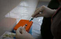Прививки от COVID-19 получили менее 433 тысяч украинцев