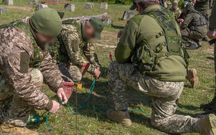 Українських військових у Польщі навчають інструктори із 24 країн