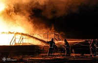 Головне за ніч та ранок вівторка, 14 жовтня: атака на вантажівки ООН, 190 боєзіткнень, наслідки удару по лікарні в Харкові