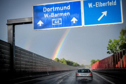 В Германии впервые приняли закон для пешеходов