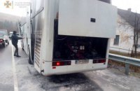 Автобус с 50 туристами загорелся возле Мукачево