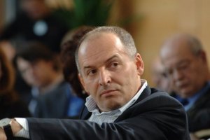 Пінчук продав акції оператора VimpelCom