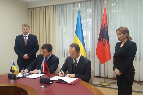 Украина и Албания договорились об отмене виз