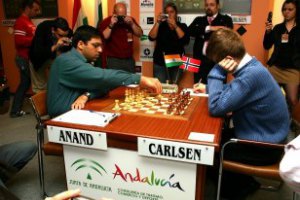 Ананд спробує відібрати у Карлсена шахову корону в Сочі