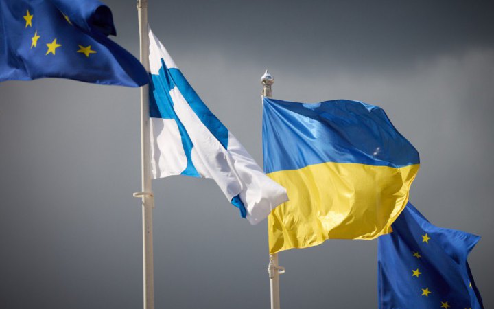 Фінляндія передала Україні бойові катери