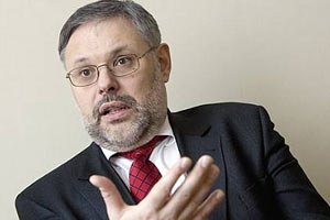 Европе так важно, чтобы Украина не пошла на Восток, что она все "съест", - российский эксперт