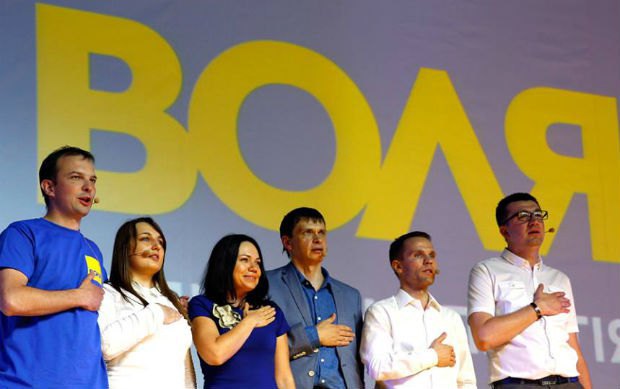 Слева направо: Егор Соболев, Ольга Сытник, Виктория Сюмар, Сергей Таран, Юрий Деревянко, Сергей Иванов