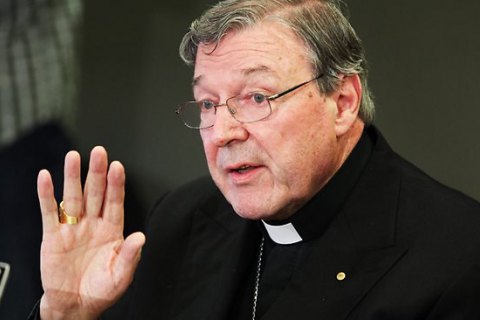 Казначея Ватикана обвинили в сексуальных домогательствах 