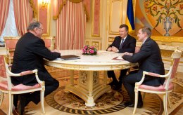 Янукович встретился с представителем Ротшильдов
