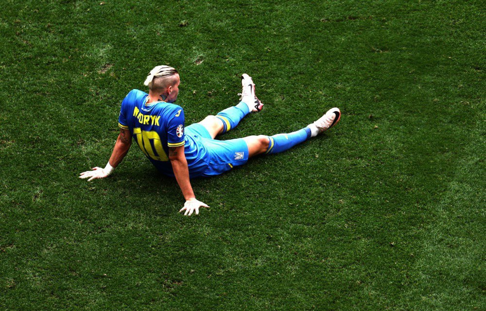 Засмучений Михайло Мудрик