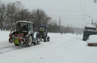Снегоуборочный трактор задавил киевлянку
