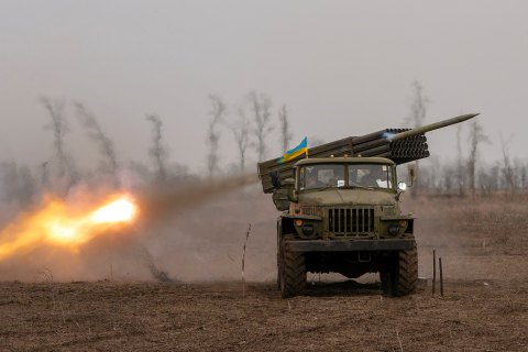 Окупанти на Донбасі в суботу влаштували рекордну кількість обстрілів