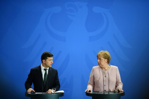 Зеленський анонсував "важливу зустріч" із Меркель щодо "Північного потоку - 2"