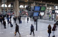 На вокзалі у Парижі чоловік з ножем напав на пасажирів: відомо про трьох поранених