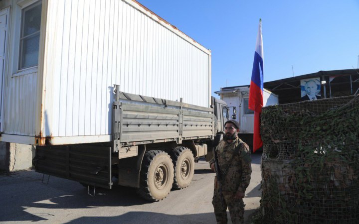 Росія виводить військову техніку з сирійського порту