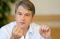 Ющенко обвиняет правительство в том, что оно не провело вакцинацию