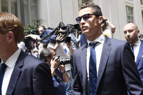 Суд пропонує Роналду на вибір: в'язниця або 30 млн євро
