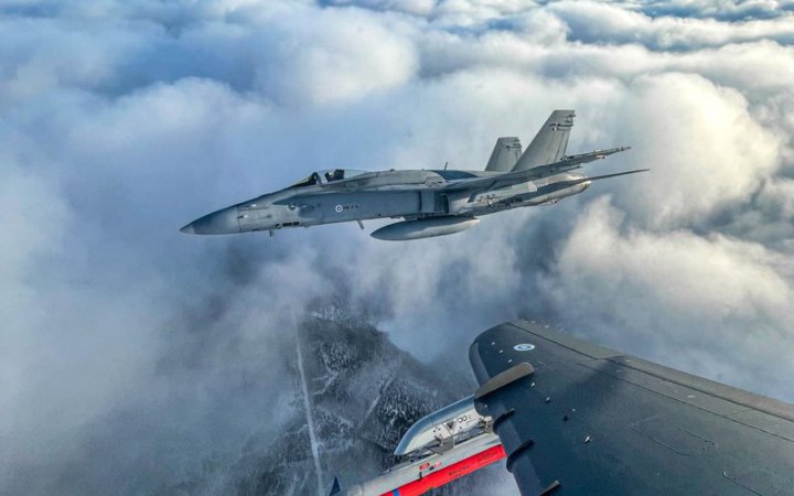 У Фінляндії розслідують порушення повітряного простору невідомими дронами