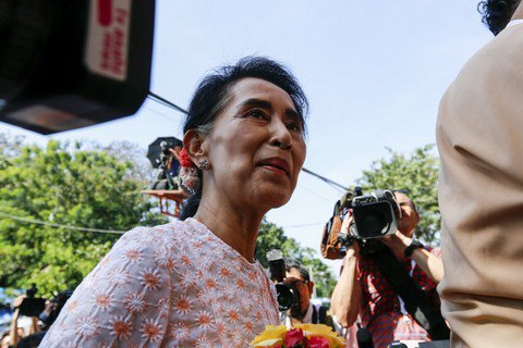 Первые за 25 лет выборы в Мьянме выиграла оппозиция