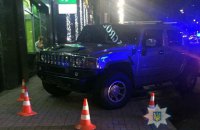 Прокуратура Киева объявила о подозрении водителю "Хаммера", сбившему ребенка на переходе