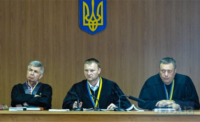 Судді Малиновського райсуду Одеси Віктор Корой, Сергій Черевко та Дмитро Передерко (зліва направо)