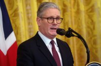 FT: британські чиновники розслідують причетність Росії до пожеж, пов’язаних з прем’єром Стармером