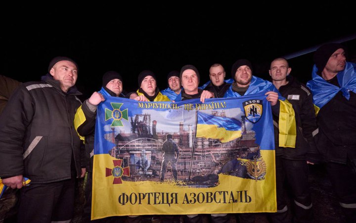 Україна повернула 100 військових з російського полону
