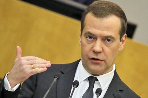​Медведев счел новые санкции США объявлением экономической войны против РФ