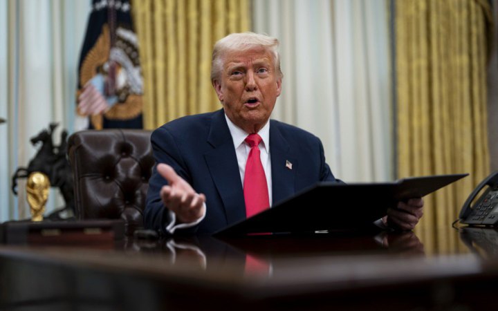 Трамп: "Путін не повинен до мене зустрічатися із Зеленським"
