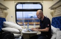 Голова МЗС Франції їде до Києва на нараду послів