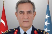 В организации попытки переворота в Турции признался экс-глава ВВС