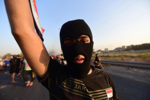 Протестувальники в Іраку штурмували офіси телеканалів