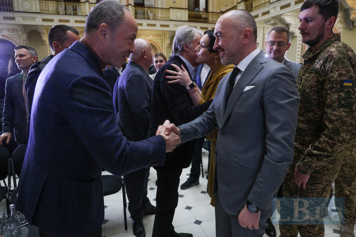 Андрій Пишний і Сергій Тігіпко (ліворуч)