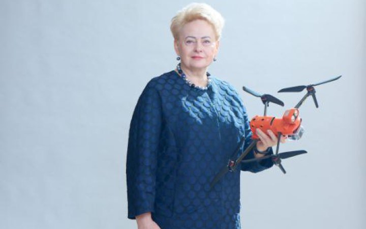 У Литві за участі експрезидентки Далі Грібаускайте стартувала кампанія зі збору грошей на дрони для України 