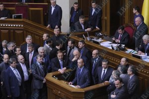 Парламентская оппозиция заступилась за Авакова