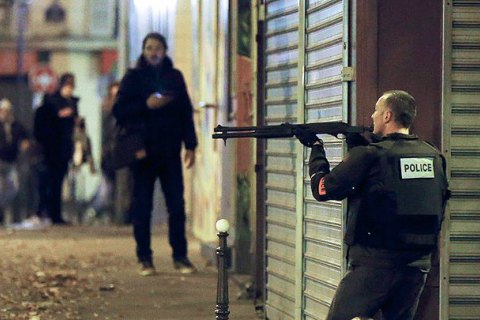 У Франції затримали чотирьох підозрюваних у підготовці терактів у Парижі