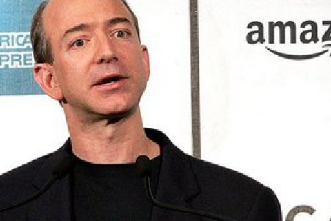 Основатель Amazon вышел на первое место среди богатейших людей мира