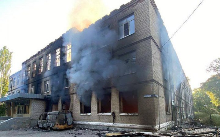 Окупанти обстріляли шістнадцять населених пунктів на Донеччині