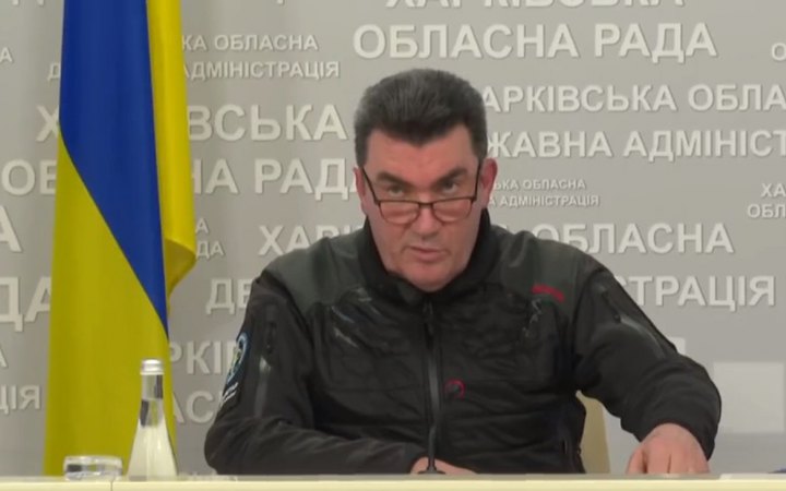 Секретар РНБО закликав українців негайно покинути території, де починаються бойові дії