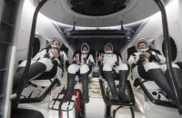 Четыре астронавта вернулись на Землю на корабле SpaceX Crew Dragon после шестимесячной миссии на МКС