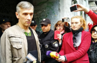 Одного з підозрюваних у нападі на одеського активіста Михайлика випустили із СІЗО
