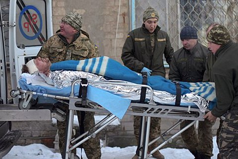 За добу на Донбасі поранено шістьох військових (оновлено)