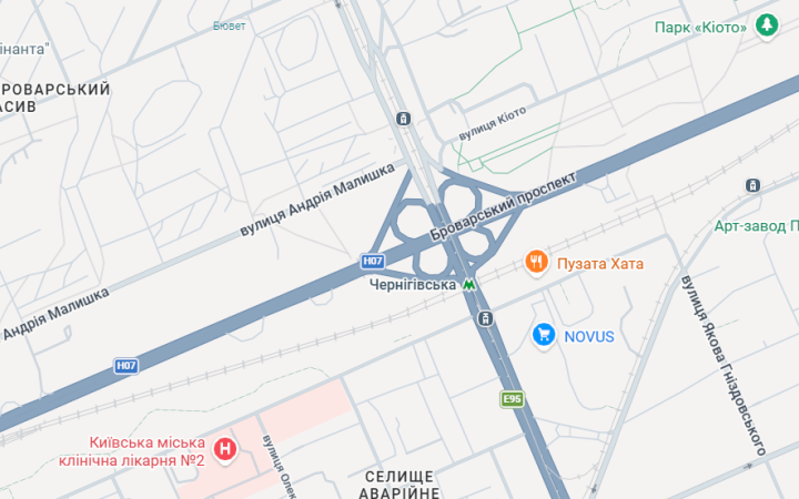 У Києві з 25 квітня почнуть ремонт шляхопроводу на Броварському проспекті. Рух транспорту обмежать